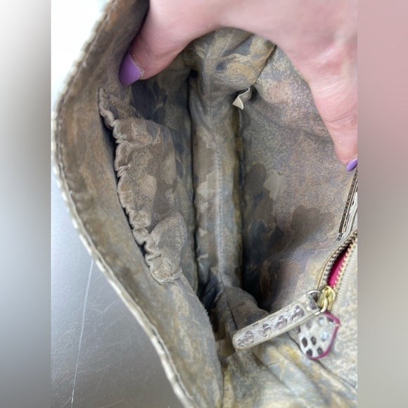 Elliott Lucca Gray Leather Rojo Multi Snakeskin Flap Crossbody Purse - Picture 4 of 8